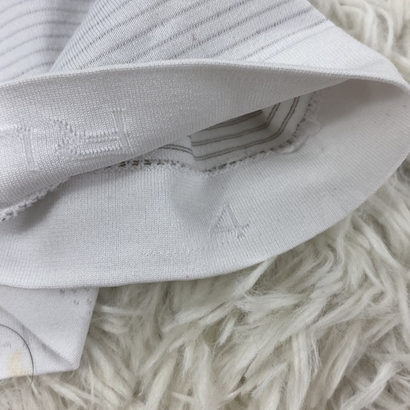 Lululemon Swiftly Tech T-Back
White / White - Picture 4 of 6